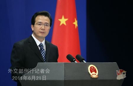 外交部發(fā)言人:南海的航行自由不存在任何問(wèn)題