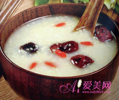 養生須知:7種食物緩解壓力 吃出好心情
